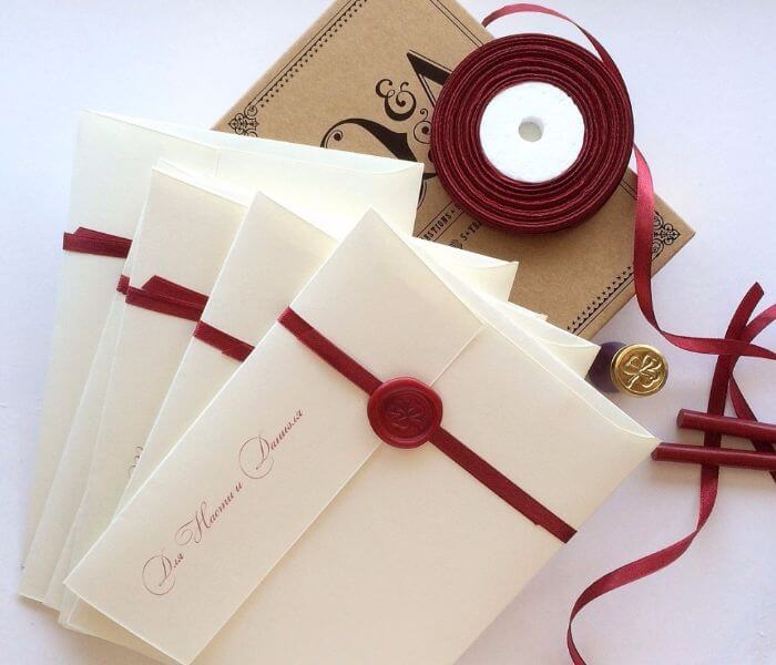 DIY wedding invitations with wax seal