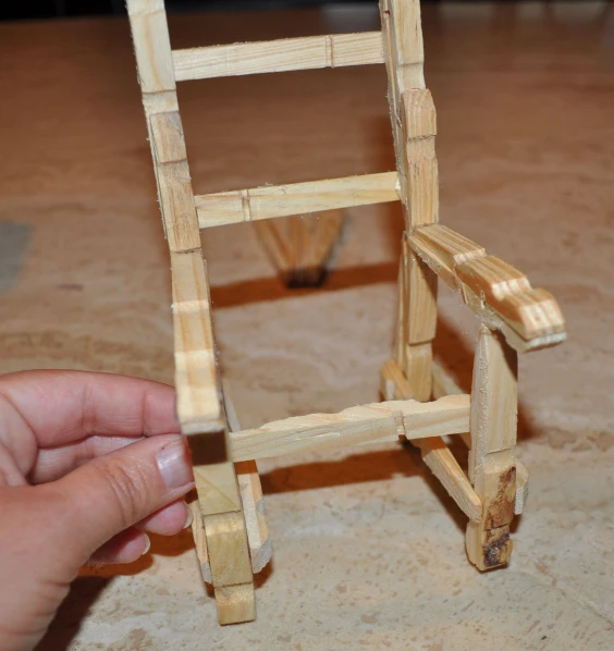Clothespin Chair for Dollhouse